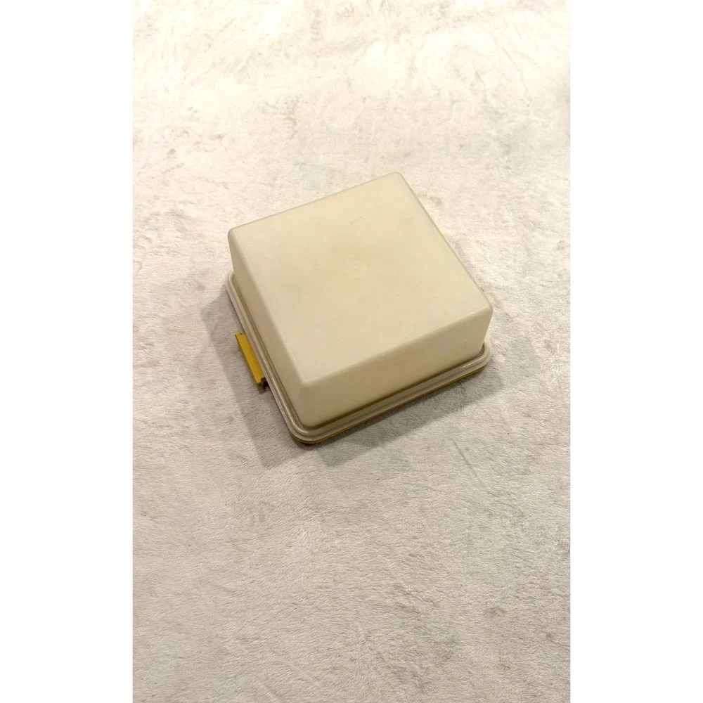 Vintage Tupperware Square Cake Taker 1241-2 Sheer Gold Yellow Food Storage Box